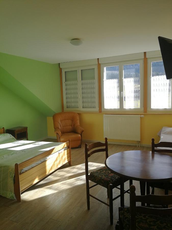 Bed and Breakfast Chez Nous La Chaux Neuve Exterior foto